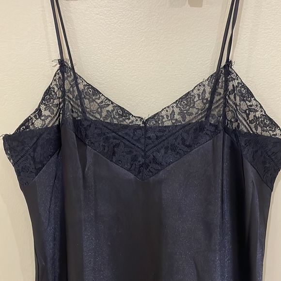 FASHION NOVA Dress 🖤 - Picture 4 of 6